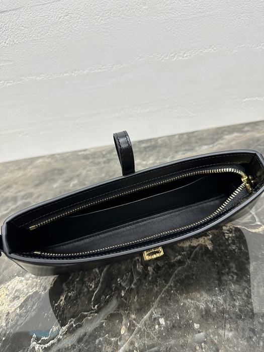 Celine Tote with sleek design Black 01A 3