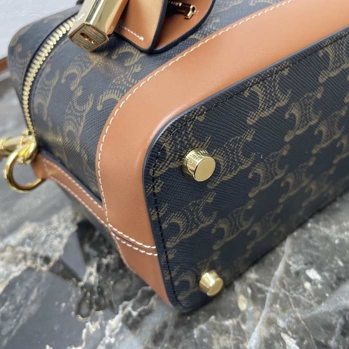 Celine Tote with stylish features Brown 01A 3