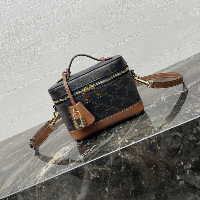 Celine Tote with stylish features Brown 01A 3