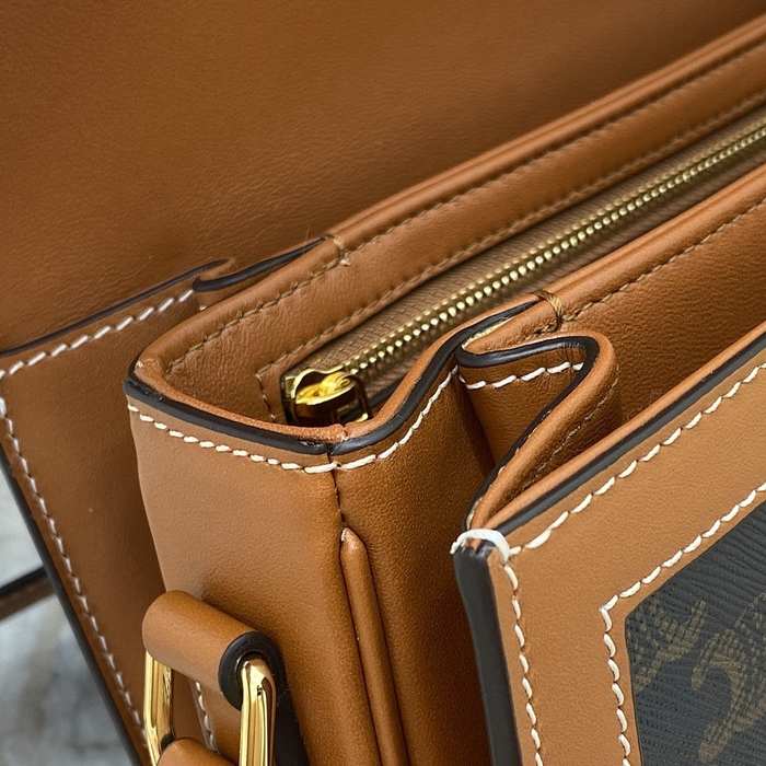 Celine Tote with stylish traits Brown 01A 2