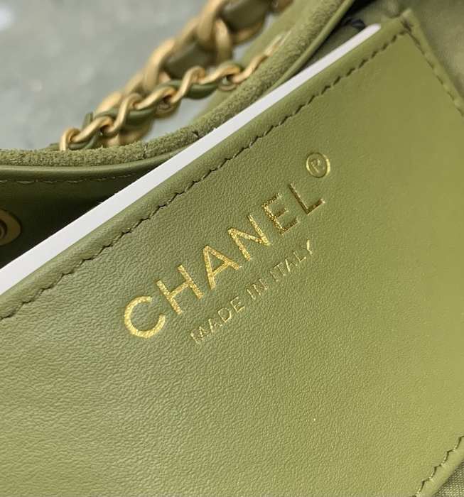 Black chanel vintage bag