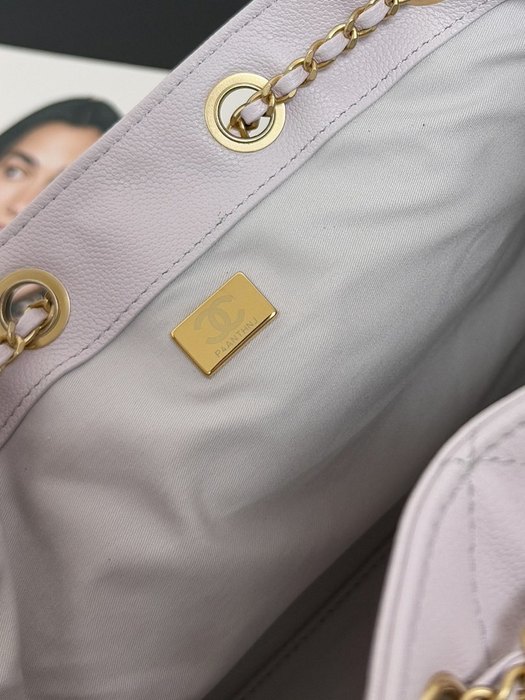 Chanel bag consignment