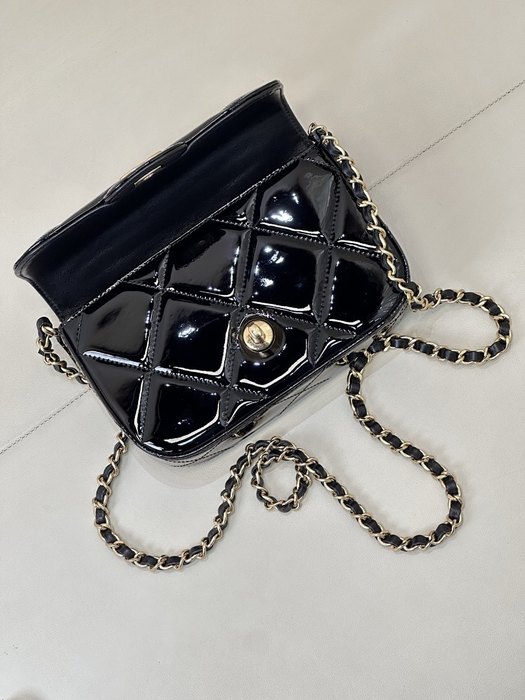 Chanel bag resale