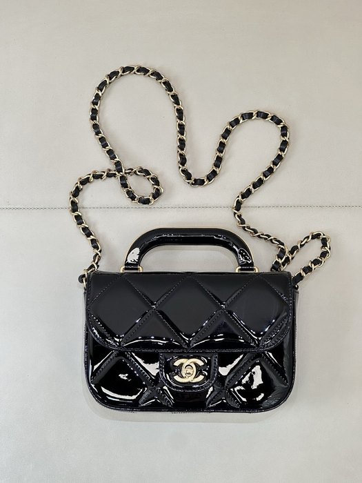 Chanel bag resale