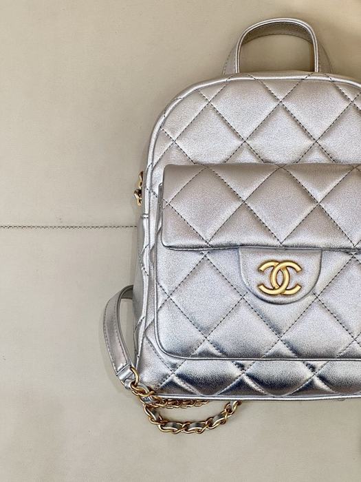 Chanel bag with flowers