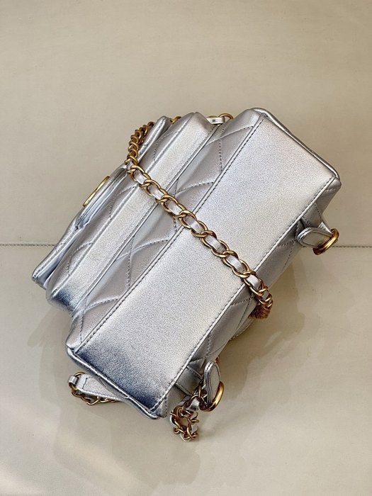 Chanel bag with flowers