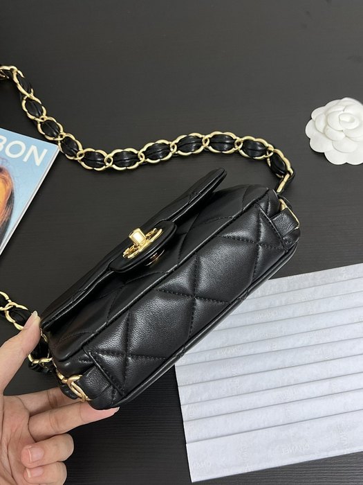 Chanel bucket bag black
