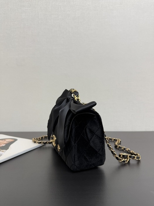 Chanel business affinity bag