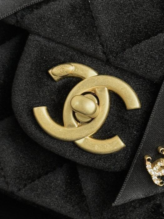 Chanel business affinity bag