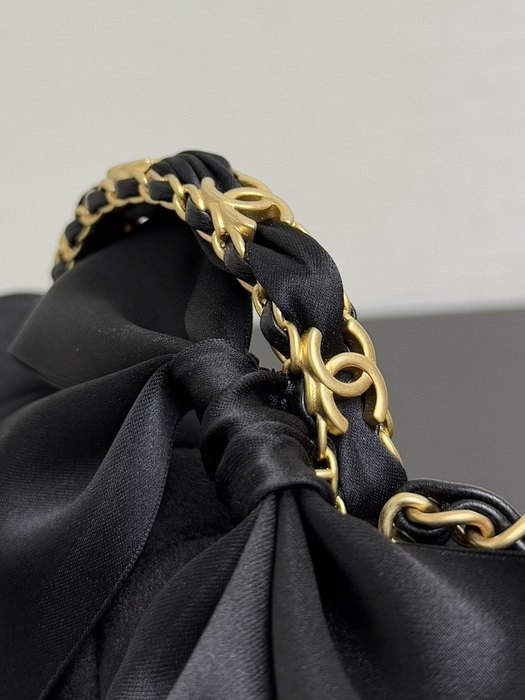 Chanel business affinity bag