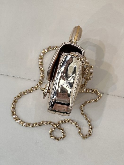 Chanel diana flap bag