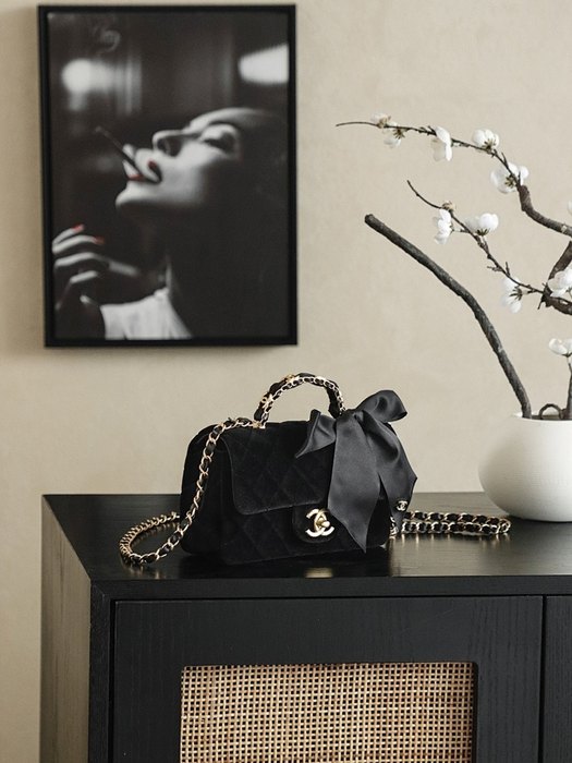 Chanel gabrielle hobo bag