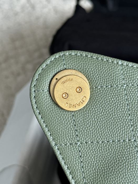 Chanel kelly shopper bag