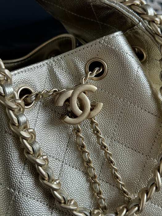 Chanel multipocket bag