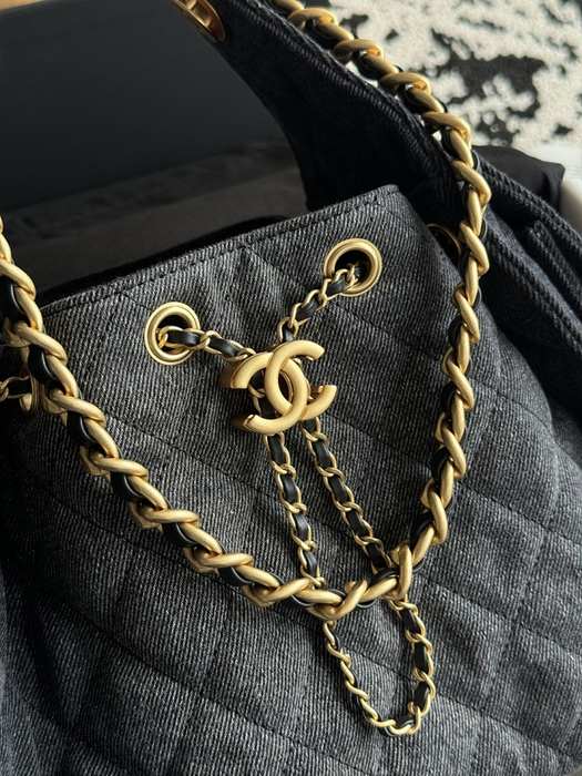 Chanel second hand bag