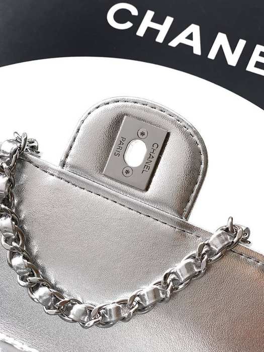 Chanelmini bag