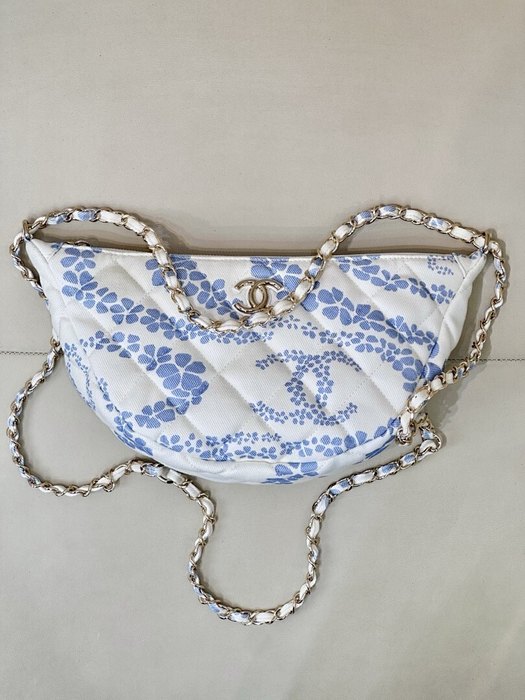 Most popular chanel bag