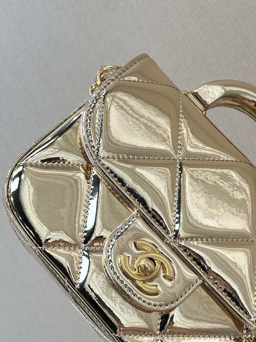 Pre loved chanel bags