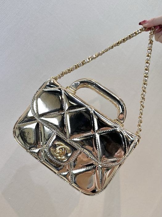 Pre loved chanel bags