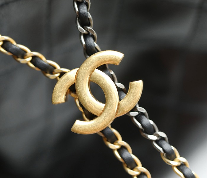 Pre owned chanel bag