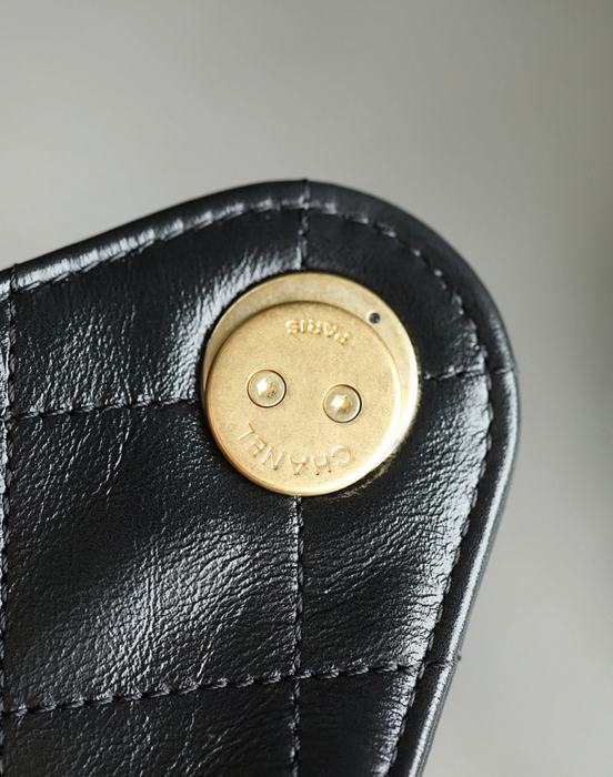 Pre owned chanel bag