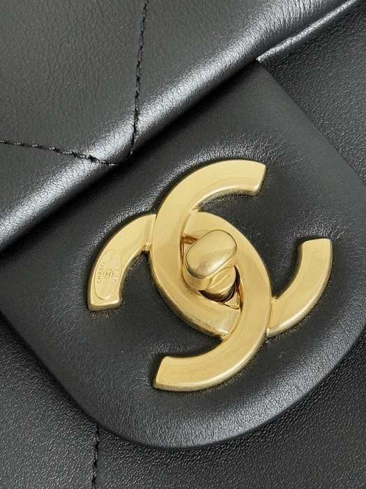 Pre owned chanel bags