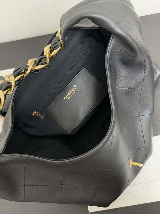 Pre owned chanel bags