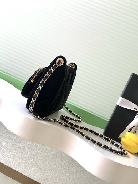 Second hand chanel bags