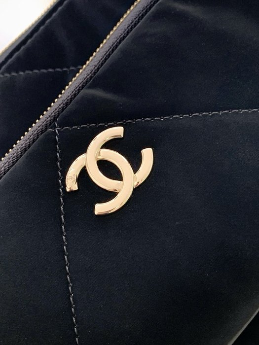 Second hand chanel bags