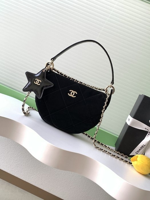 Selling chanel bag