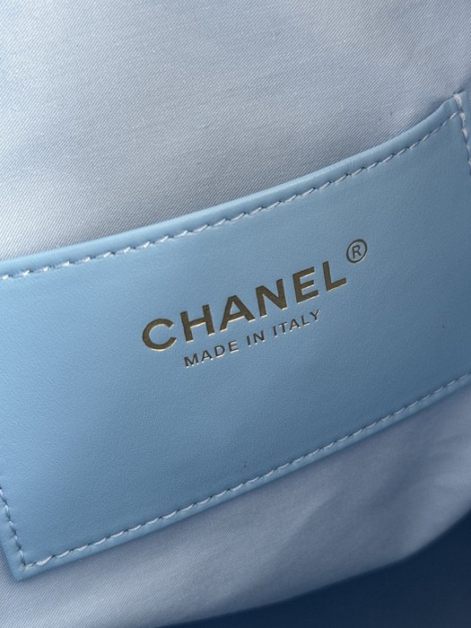 Vintage chanel bucket bag