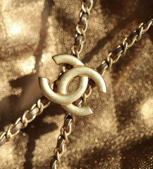 Vintage chanel diana bag