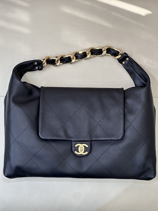Vintage chanel gold bag