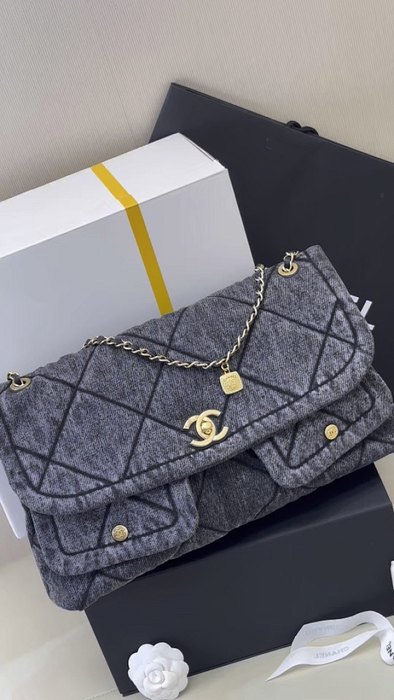 Vintage chanel white bag