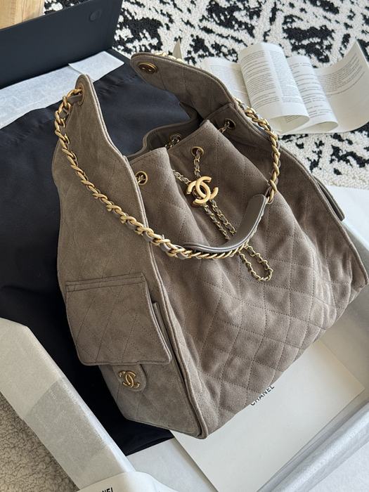 Vintage white chanel bag
