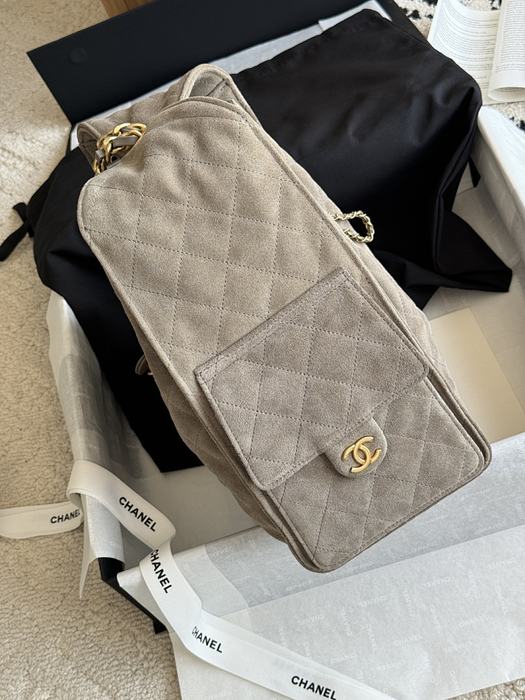 Vintage white chanel bag