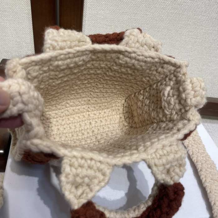 Chloe Tote Bag with Stylish Traits Brown 01A