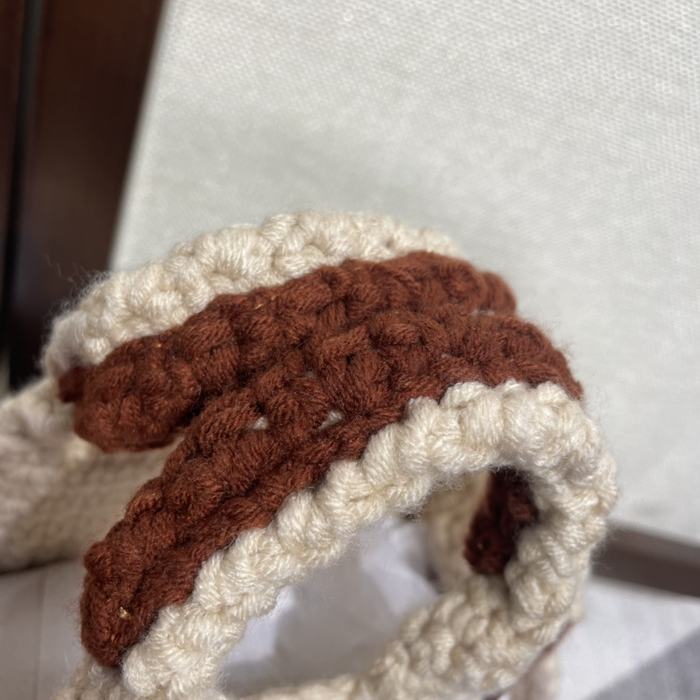 Chloe Tote Bag with Stylish Traits Brown 01A