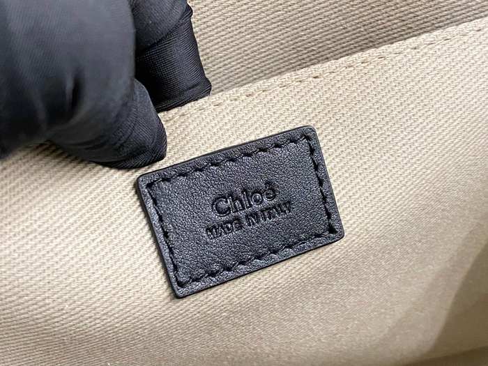 Chloe Tote bag with minimalist design Black 01A