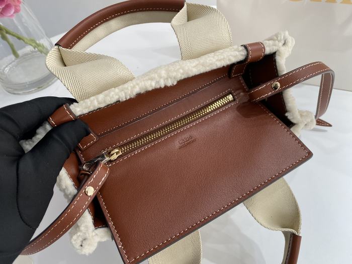 Chloe Tote bag with stylish details Beige 01A