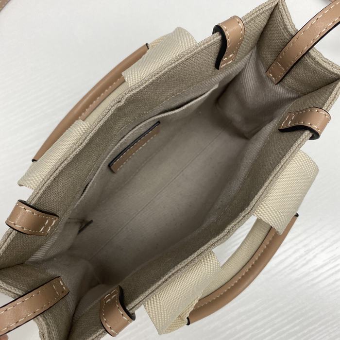 Chloe Tote bag with stylish features Beige 01A 2