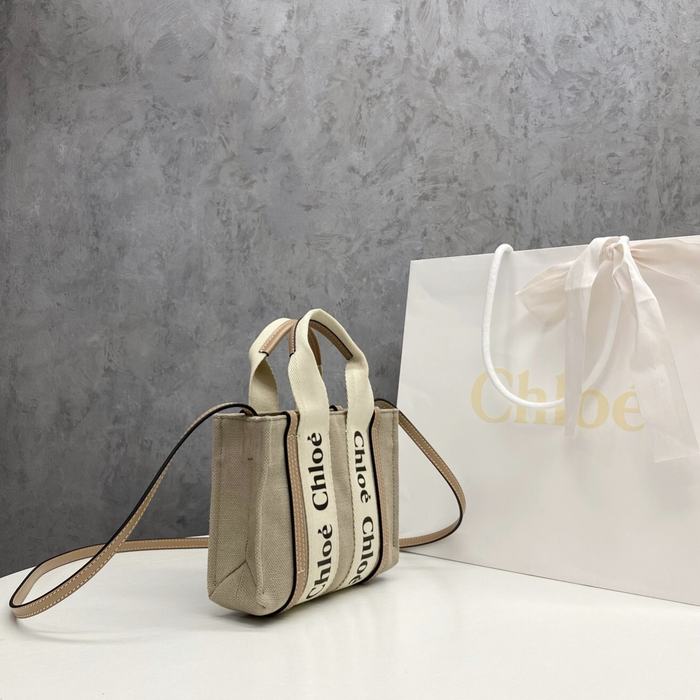Chloe Tote bag with stylish features Beige 01A 2