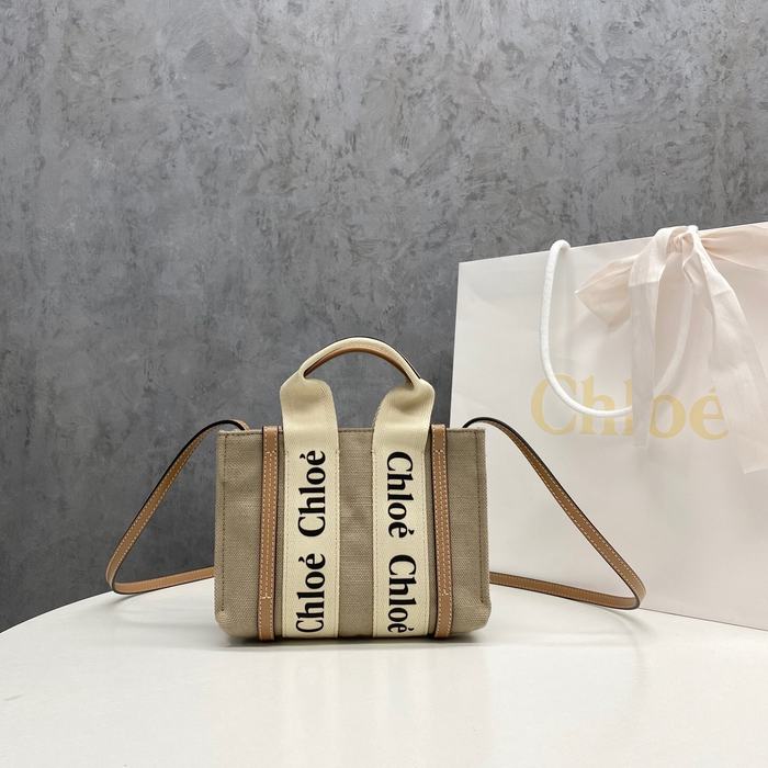 Chloe Tote bag with stylish features Beige 01A 2