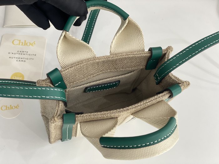 Chloe Tote bag with stylish features Beige 01A