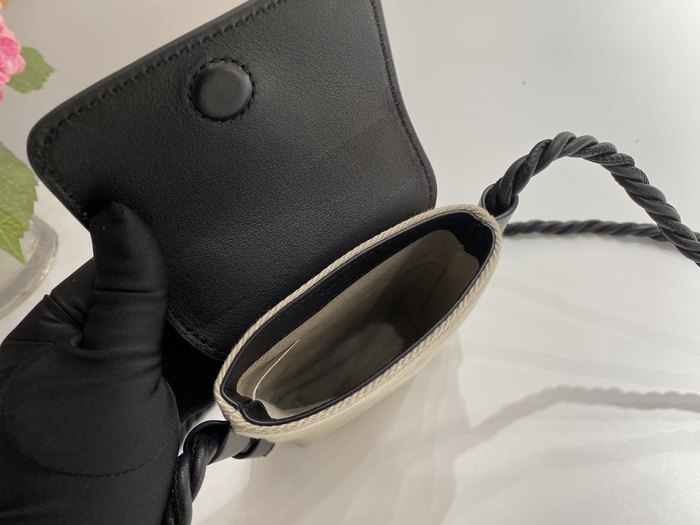 Chloe Tote bag with stylish features Black 01A 2