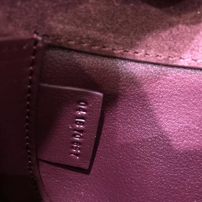 Chloe Tote bag with stylish features Burgundy 01A