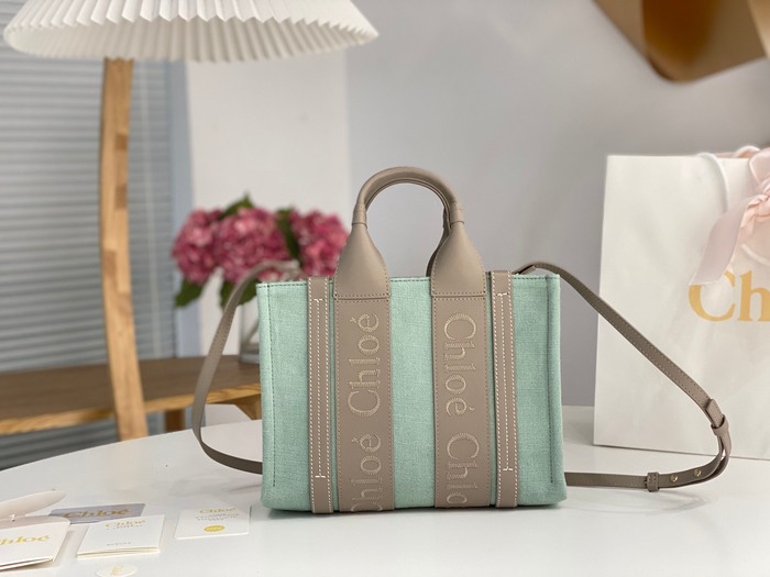 Chloe Tote bag with stylish features Red 01A