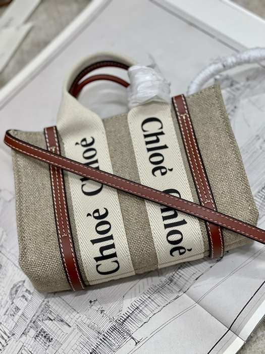 Chloe Tote bag with stylish traits Beige 01A 2