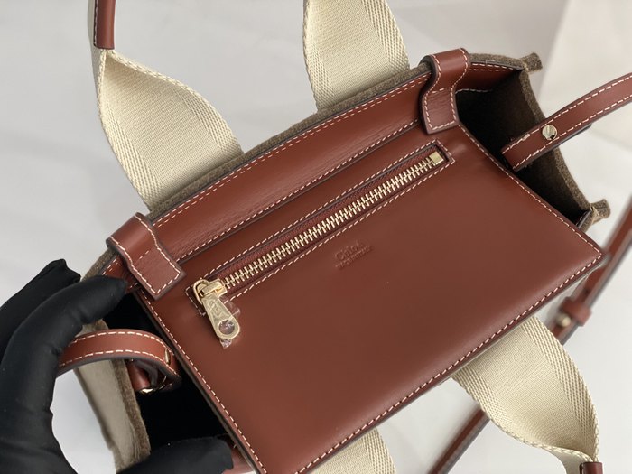Chloe Tote bag with stylish traits Brown 01A 3