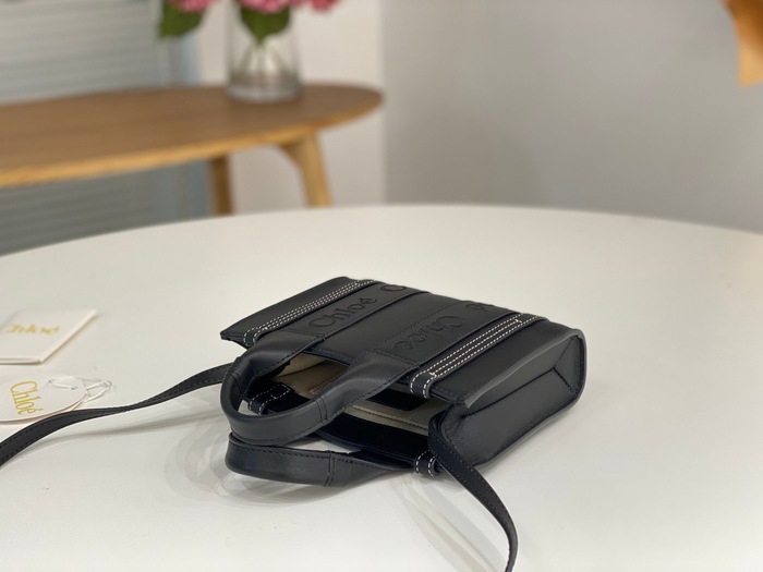 Chloe Tote bag with stylish traits Yellow 01A